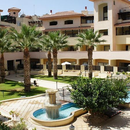 Townhouse Queens Gardens Paphos Exteriör bild
